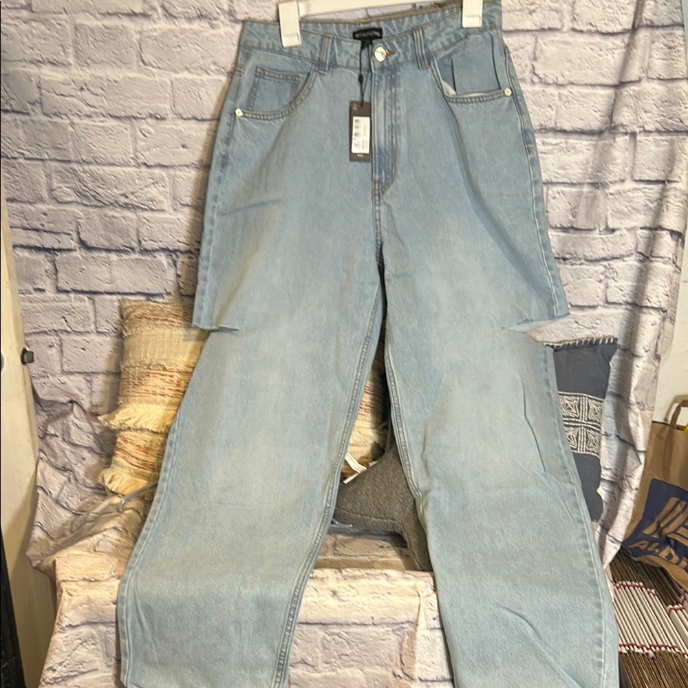 PrettyLittleThing Blue Boyfriend Jeans High-Waisted